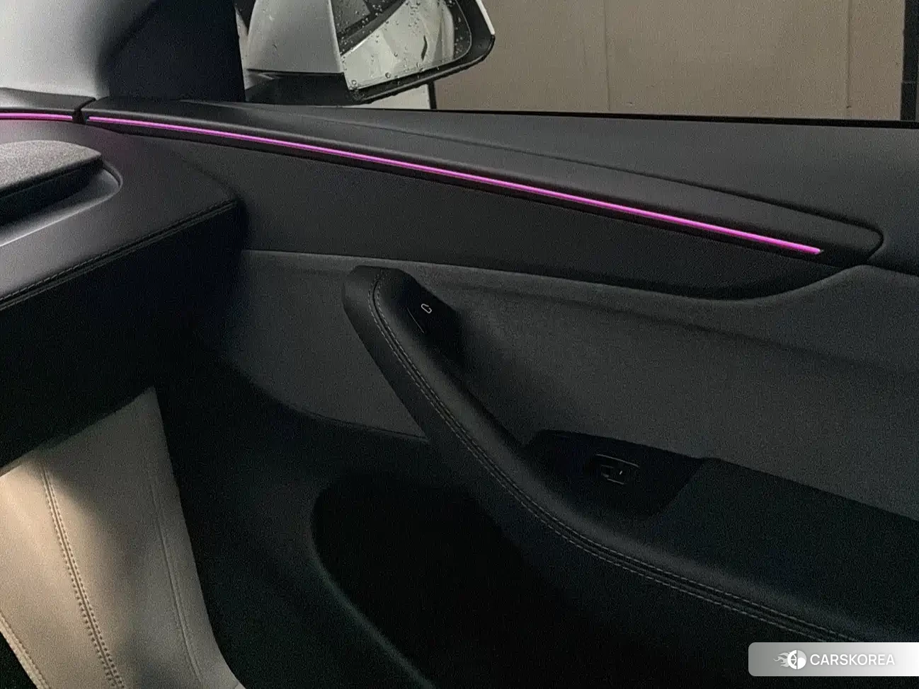 Tesla Model Y 2025 Белый из Китая