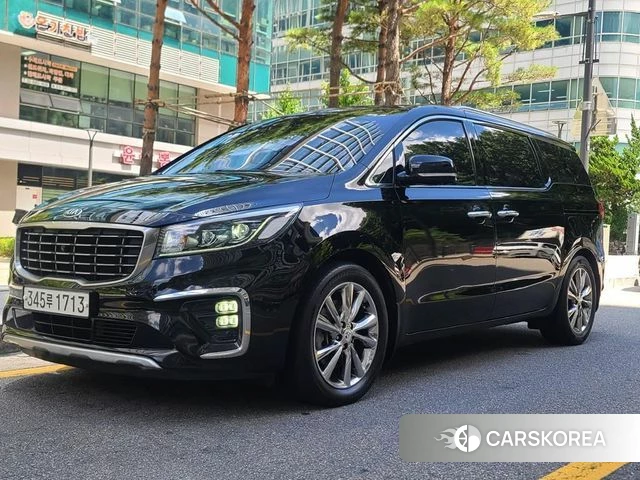 Kia The New Carnival 2019 Черный из Кореи