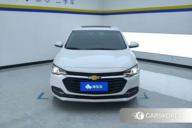 Chevrolet Cruze 2022 Белый из Китая