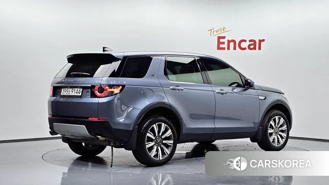 Land Rover Discovery Sports 2018 Небесно-голубой из Кореи