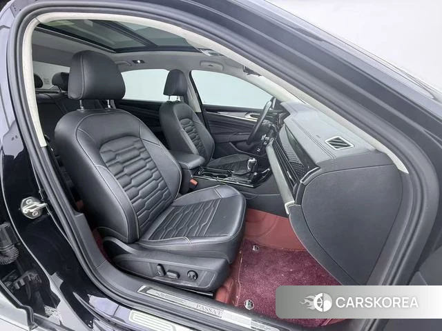 Volkswagen Passat 2021 Черный из Китая
