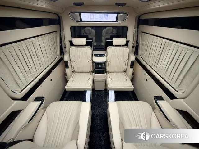 Toyota Hiace 2025 Черный из Китая