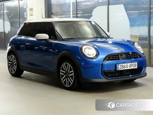Mini Cooper C 4th generation 2025 Синий из Кореи