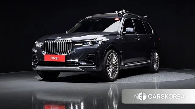 BMW X7 (G07) 2021 Серый из Кореи
