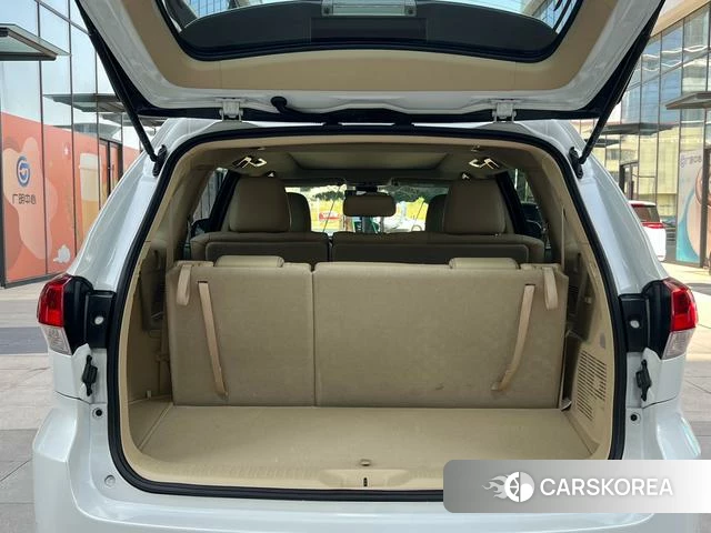 Toyota Highlander 2021 Белый из Китая