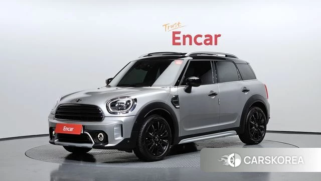 Mini Cooper Countryman 2024 Серебристо-серый из Кореи