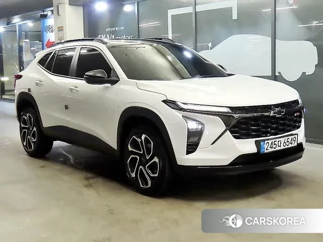 Chevrolet (GM Daewoo) Trax Crossover 2024 Белый из Кореи