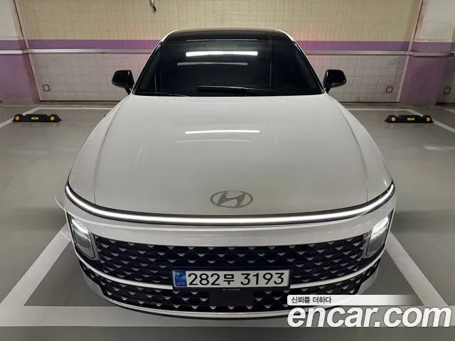 Hyundai Grandeur (GN7) 2023 Белый из Кореи