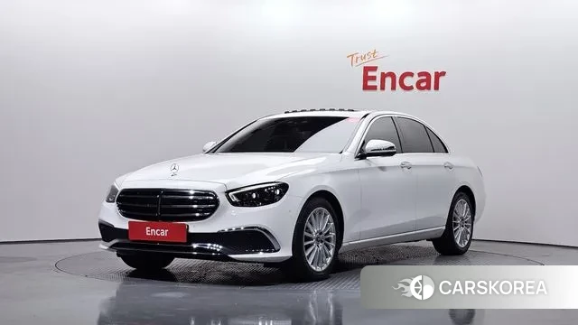 Mercedes-Benz E-Class W213 2021 Белый из Кореи