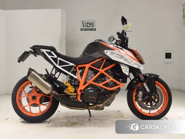 KTM 1290 SUPER DUKE R 2018 из Японии, фото 2