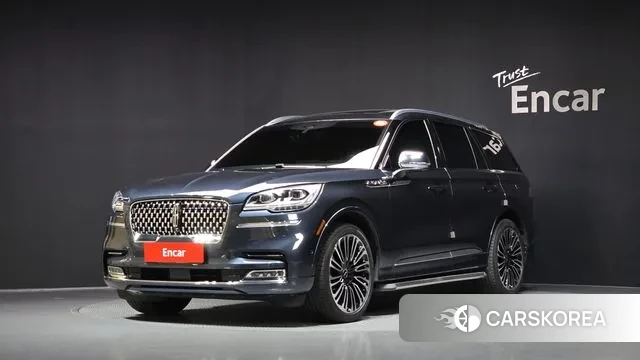 Lincoln Aviator 2nd generation 2022 Небесно-голубой из Кореи