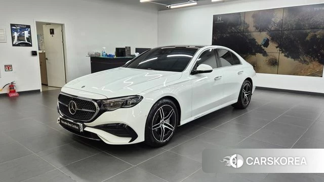 Mercedes-Benz E-Class W214 2025 Белый из Кореи