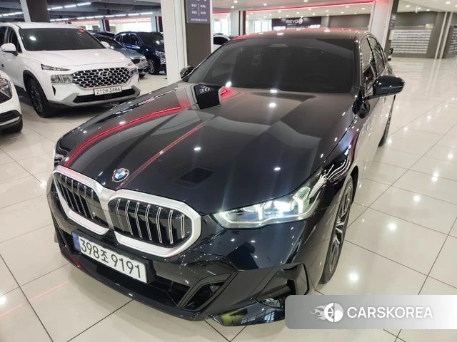 BMW 5 Series (G60) 2025 Черный из Кореи