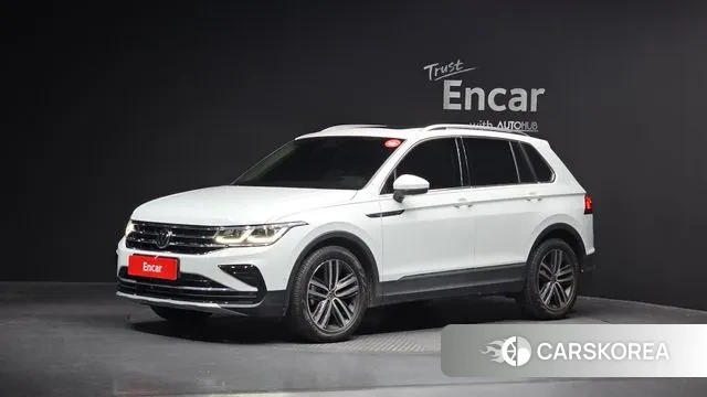 Volkswagen Tiguan second Generation 2022 Белый из Кореи
