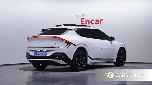 Kia EV6 2022 Белый из Кореи