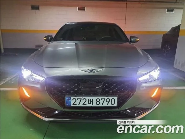 Genesis G70 2018 Серебристо-серый из Кореи