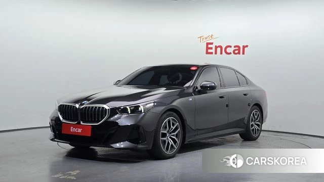 BMW 5 Series (G60) 2024 Серый из Кореи