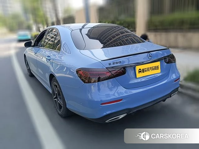 Mercedes-Benz E-class (imported) 2021 Синий из Китая