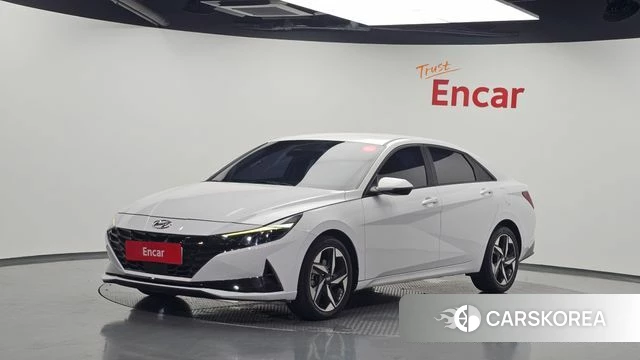 Hyundai Avante Hybrid (CN7) 2022 Белый из Кореи