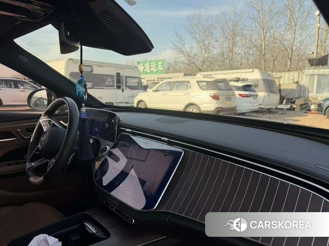 Mercedes-Benz E-class 2024 Черный из Китая
