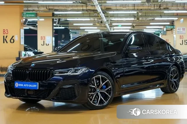 BMW 5 Series (G30) 2022 Черный из Кореи