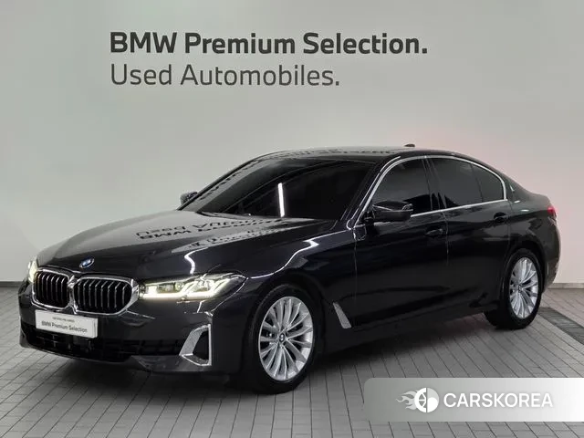 BMW 5 Series (G30) 2022 Серый из Кореи