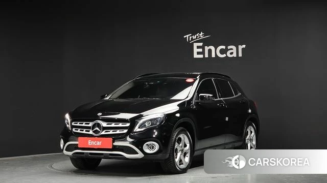 Mercedes-Benz GLA-Class X156 2018 Черный из Кореи