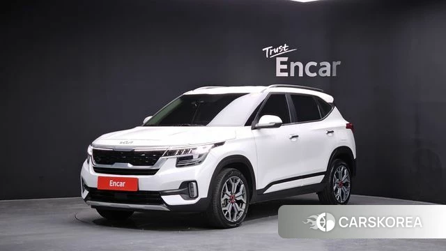 Kia Seltos 2022 Белый из Кореи