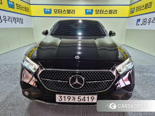 Mercedes-Benz E-Class W214 2025 Черный из Кореи