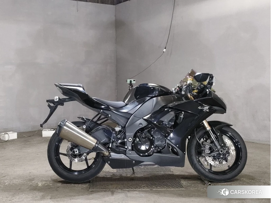 Проданный Kawasaki ZX-10R NINJA 2010 из Японии, фото 2