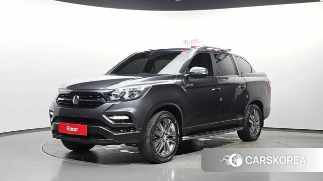 Ssangyong Rexton Sports 2020 Серый из Кореи