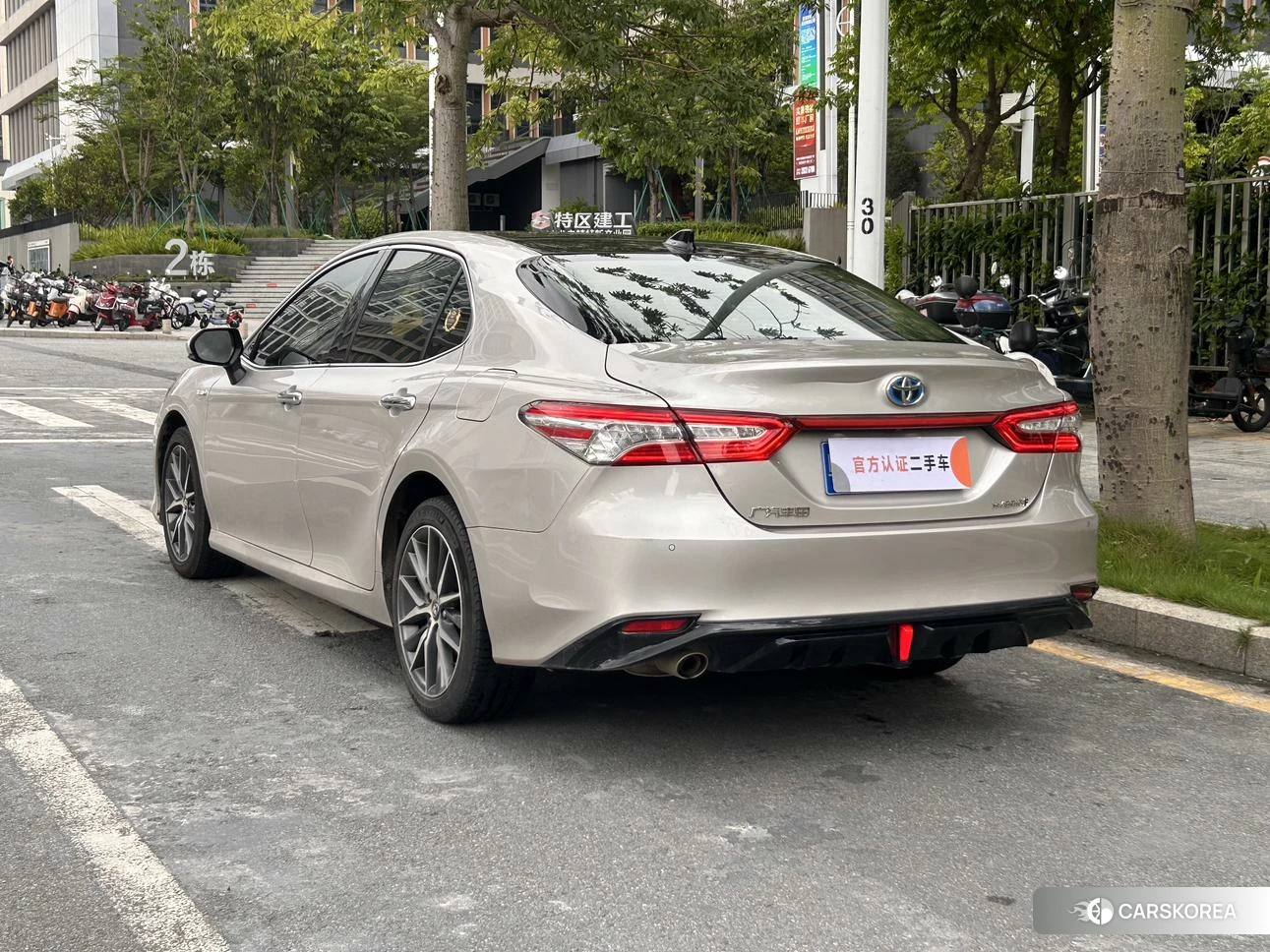 Toyota Camry 2021 Шампань из Китая
