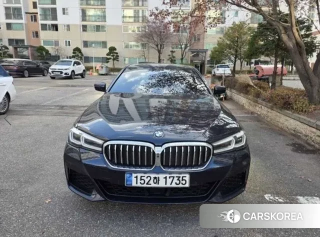 BMW 5 Series (G30) 2021 Черный из Кореи