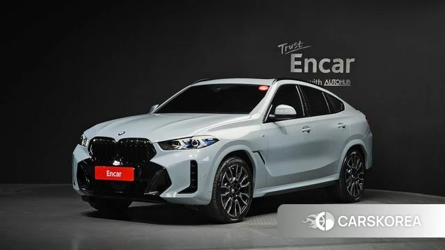 BMW X6 (G06) 2025 Светло-серебряный цвет из Кореи