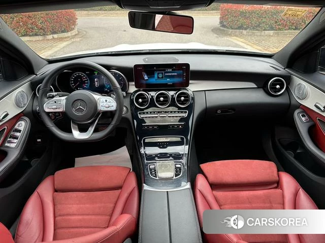 Mercedes-Benz Class C 2021 Белый из Китая
