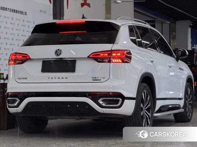 Volkswagen Tanyue 2021 Белый из Китая