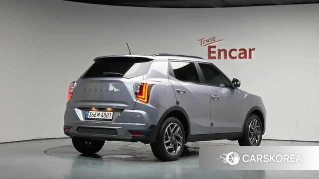Ssangyong The New Tivoli 2026 Серебристо-серый из Кореи