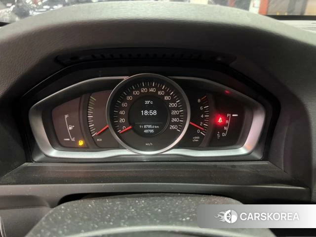 Volvo S60 2019 Шампань из Китая