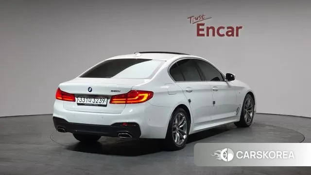 BMW 5 Series (G30) 2020 Белый из Кореи