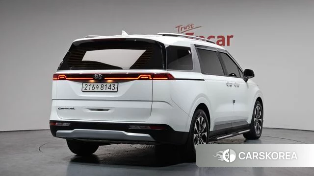 Kia Carnival 4th generation 2021 Белый из Кореи