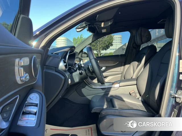 Mercedes-Benz GLC 2023 Зеленый из Китая