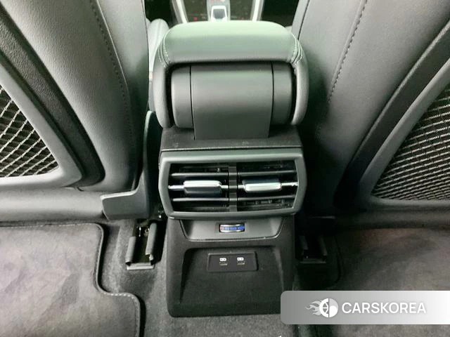 Audi A3 2023 Зеленый из Китая