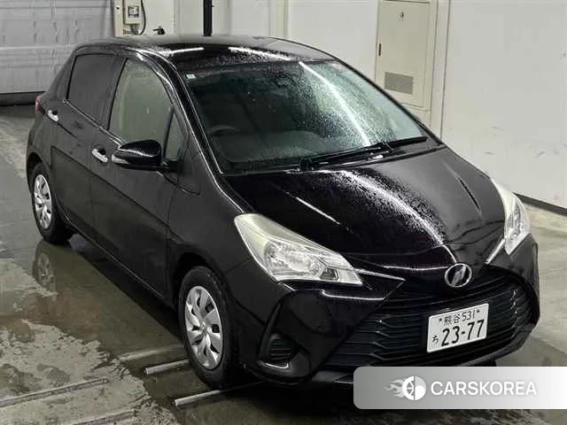 Toyota Vitz 2018 из Японии