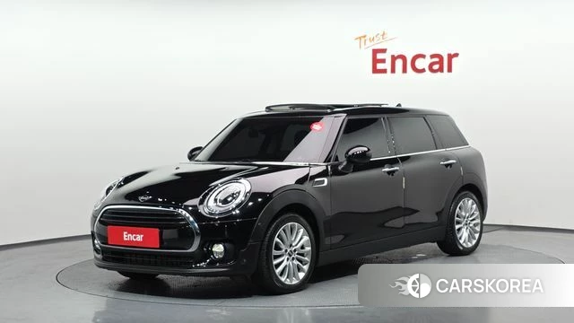 Mini Cooper Clubman 2019 Черный из Кореи