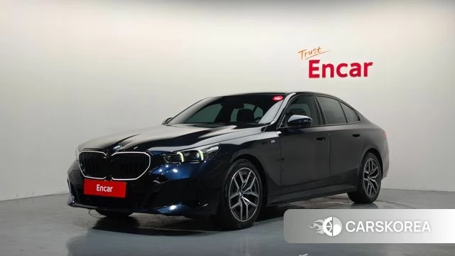 BMW 5 Series (G60) 2025 Черный из Кореи