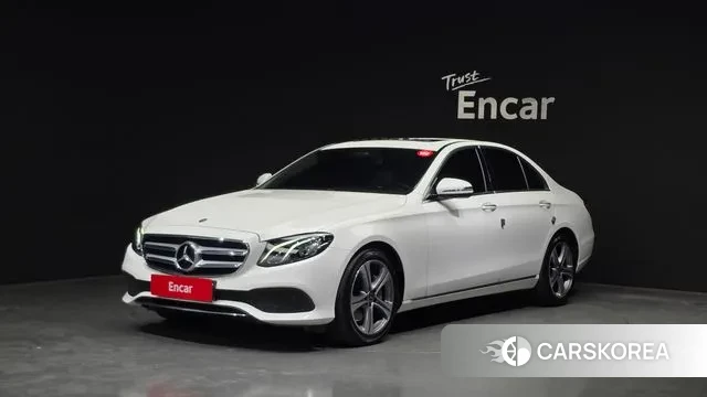 Mercedes-Benz E-Class W213 2019 Белый из Кореи