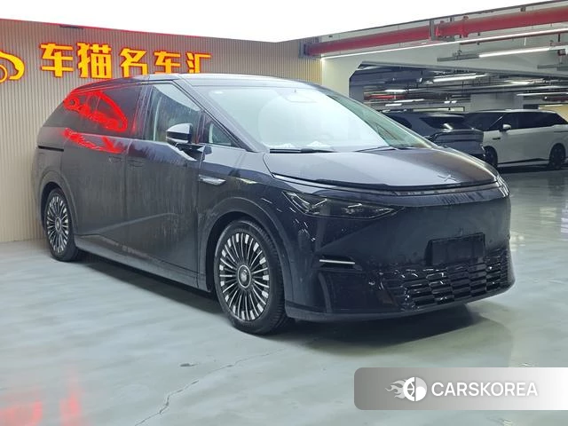Xiaopeng Motors Xiaopeng X9 2025 Черный из Китая