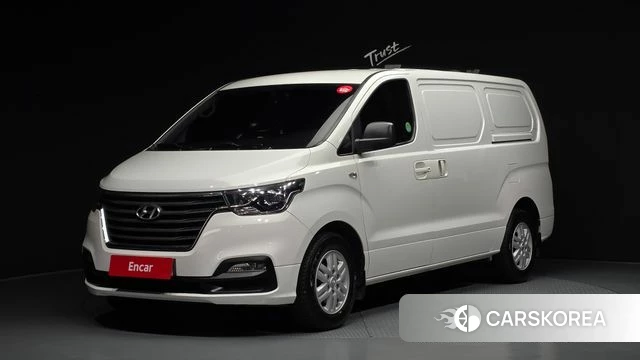 Hyundai The New Grand Starex 2018 Белый из Кореи