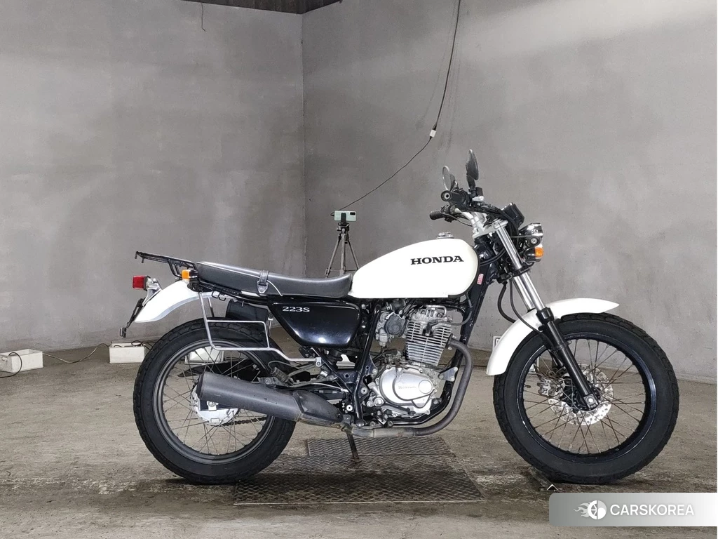 Проданный Honda CB223S 2010 из Японии
