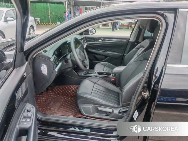Volkswagen Passat 2022 Черный из Китая
